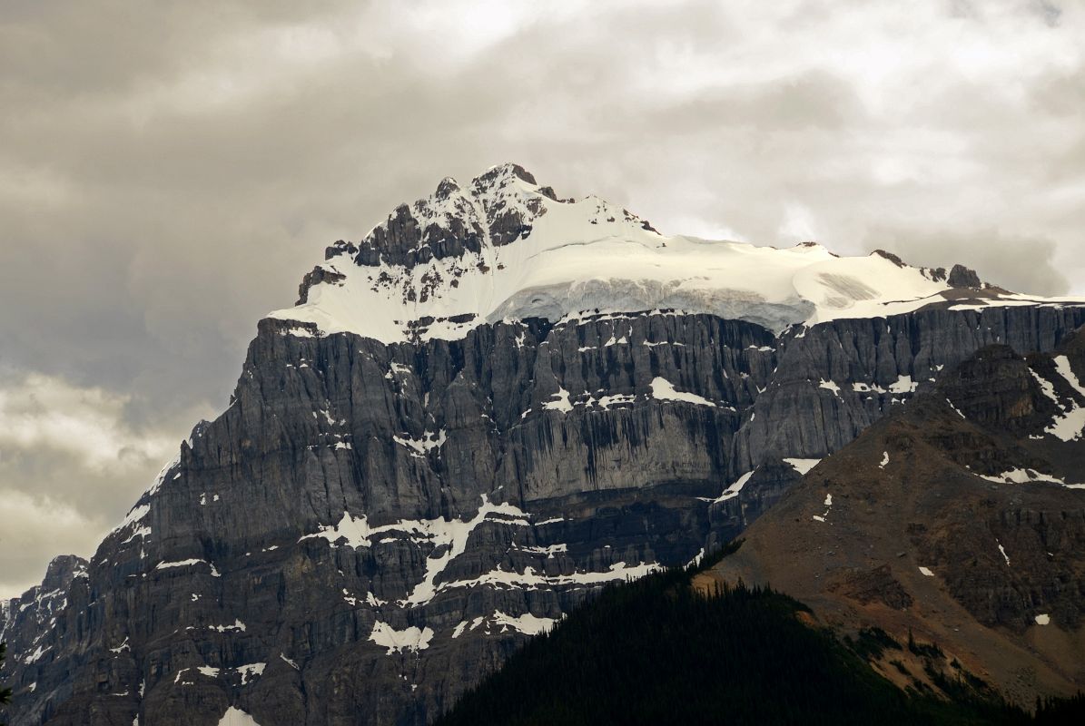 19-S Epaulette Peak In Summer From Icefields Parkway